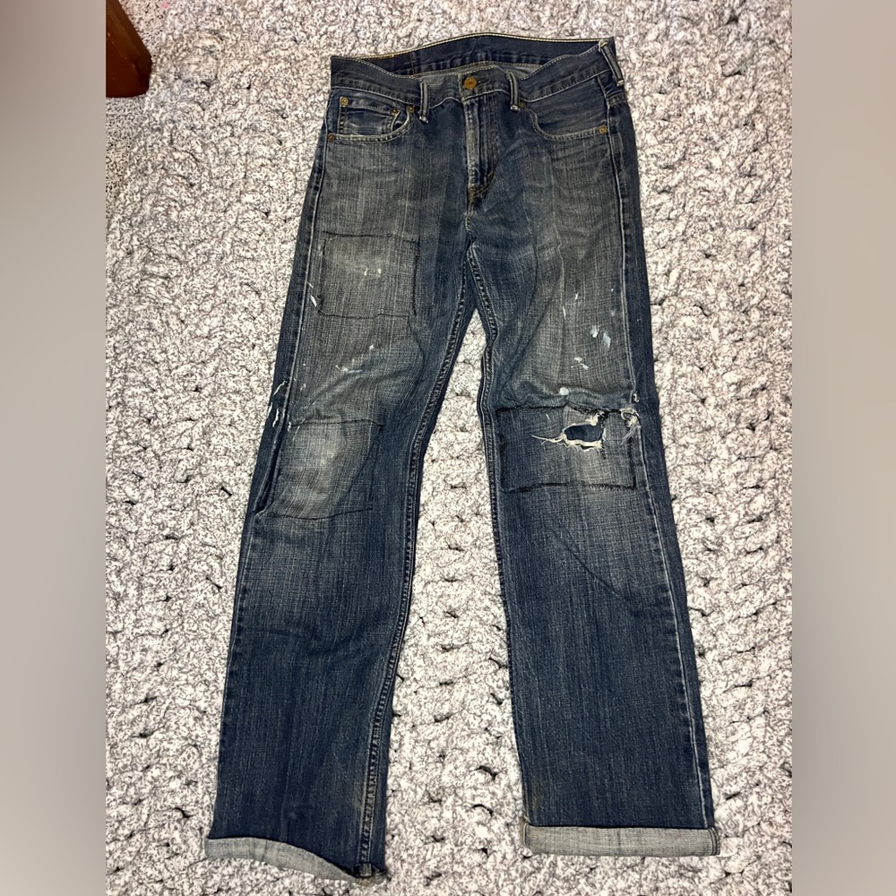 Levi's Men's Distressed Dark Blue Straight Jeans